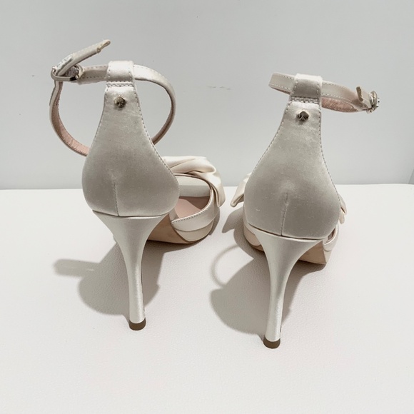 Kate Spade Bridal Bow Ivory Satin Platform Sandal Stiletto Heel Evening Pumps - Picture 7 of 10